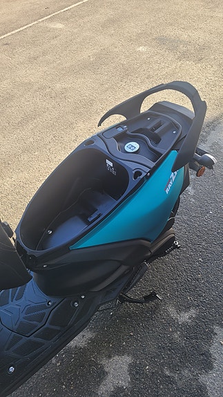 Yamaha RayZR 9 of 9