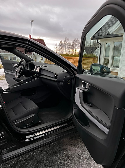 Polestar 2 11 of 17