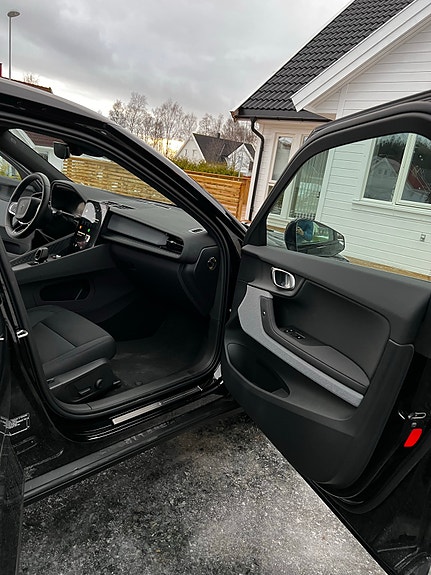 Polestar 2 13 of 17