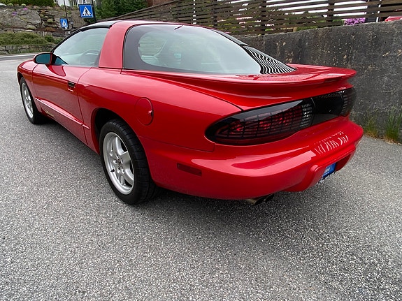 Pontiac Firebird 11 of 30
