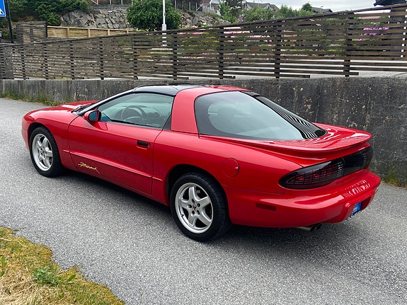 Pontiac Firebird 9 of 30