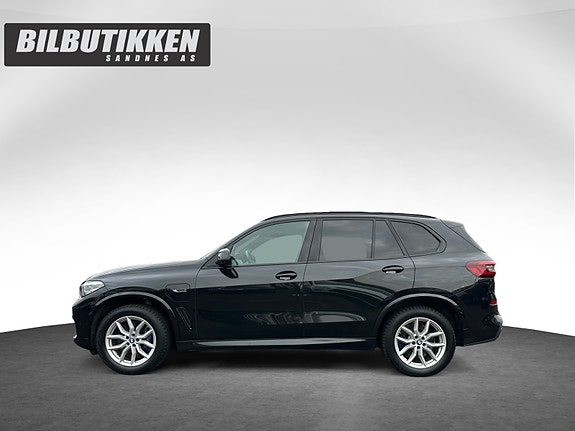 BMW X5 2 of 5