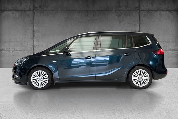 Opel Zafira Tourer 3 of 30