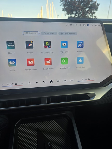 BMW iX3 9 of 9