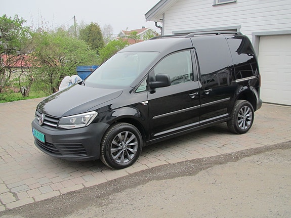 Volkswagen Caddy 2 of 5