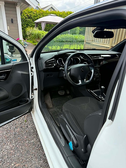Citroen DS3 7 of 10