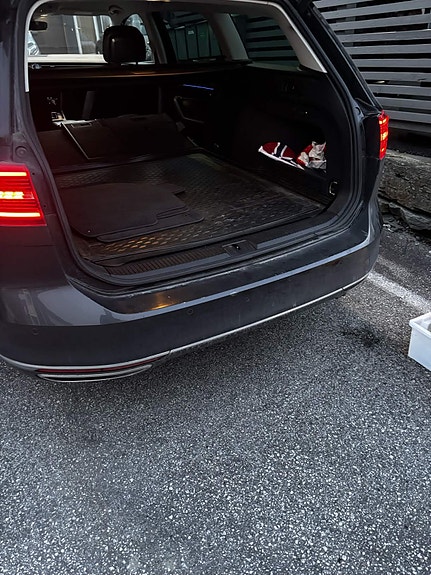 Volkswagen Passat 19 of 30
