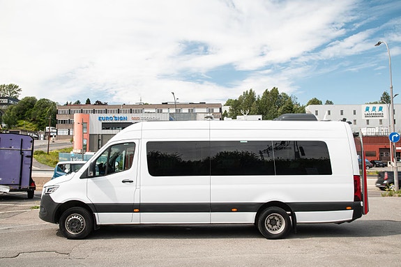 Mercedes-Benz Mercedes-Benz Sprinter519CDi 17 Seter 4 of 5