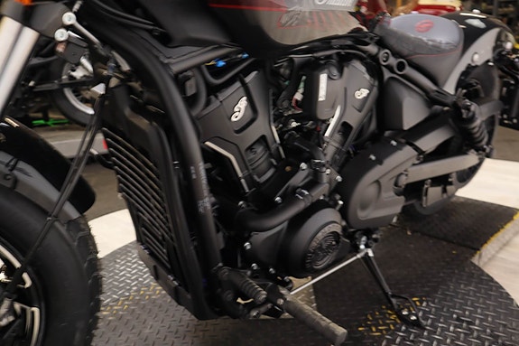 INDIAN Scout Bobber 11 of 28