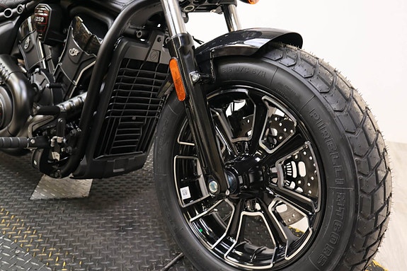INDIAN Scout Bobber 12 of 28