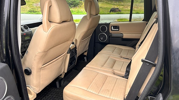 Land Rover Discovery 6 of 24