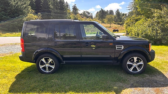 Land Rover Discovery 3 of 24