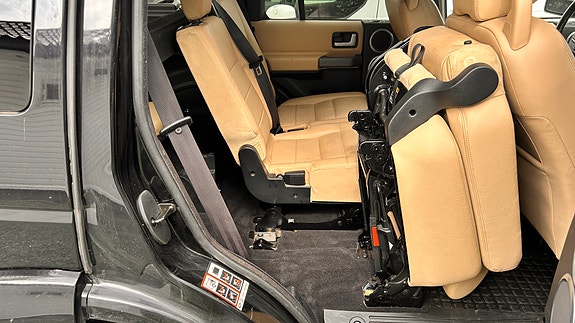 Land Rover Discovery 13 of 24