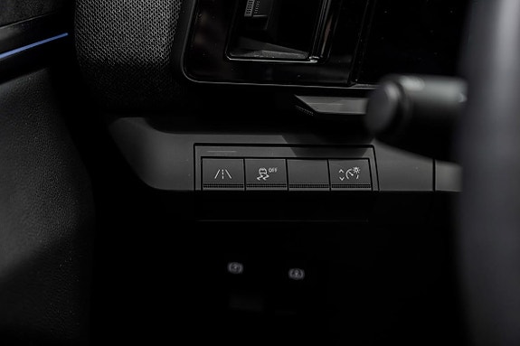 Enkle klimakontroller sørger for behagelig temperatur i kupéen.