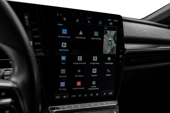 Slank touchskjerm med apper og nøkkelfunksjoner på display.