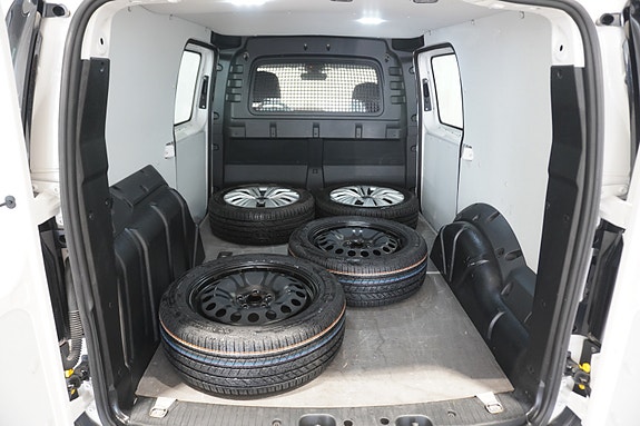 Volkswagen Caddy Maxi 7 of 23