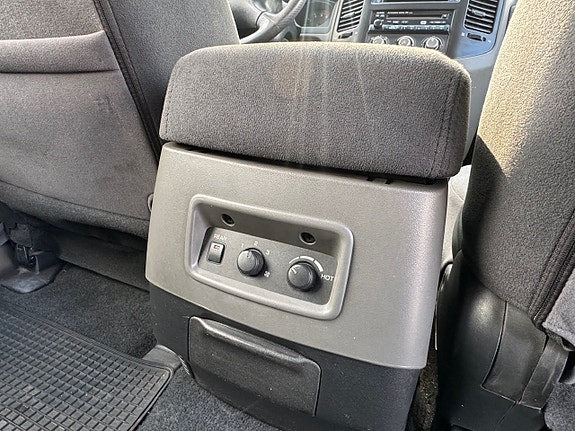 Mitsubishi Pajero 16 of 30