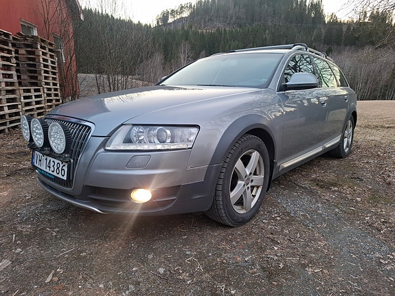 Audi A6 allroad 2 of 30