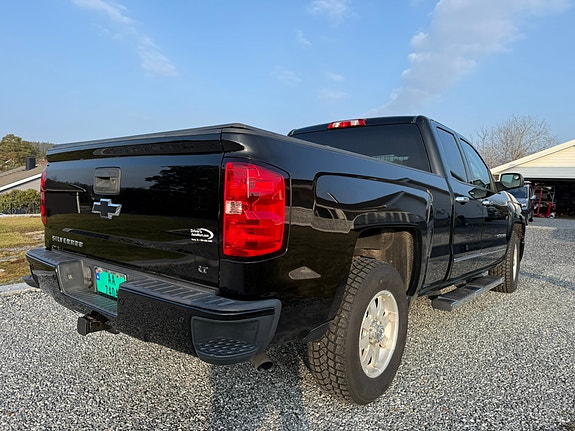 Chevrolet Silverado 1500 11 of 30