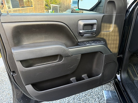 Chevrolet Silverado 1500 30 of 30