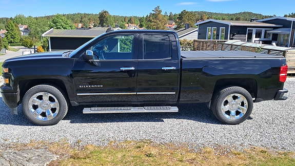 Chevrolet Silverado 1500 3 of 30