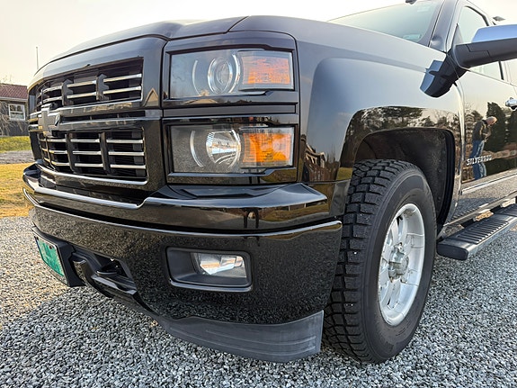 Chevrolet Silverado 1500 17 of 30