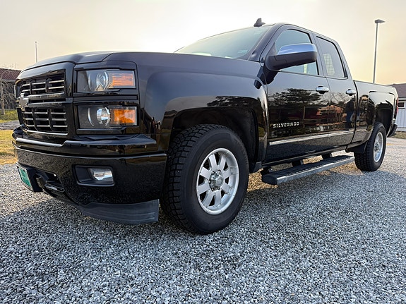 Chevrolet Silverado 1500 8 of 30