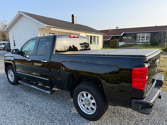 Chevrolet Silverado 1500 16 of 30