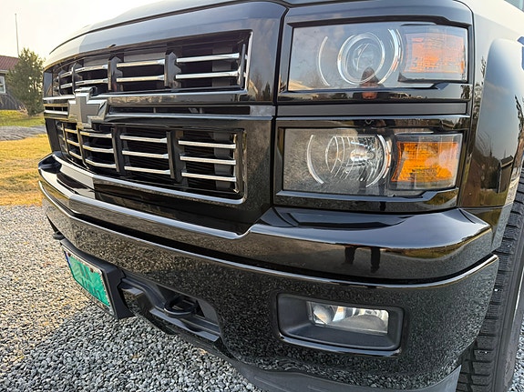 Chevrolet Silverado 1500 24 of 30