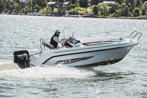 Utstillingsbåt HR 480 SC, Suzuki DF 60 ATL