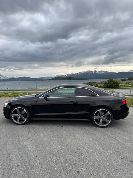 Audi A5 2 of 21