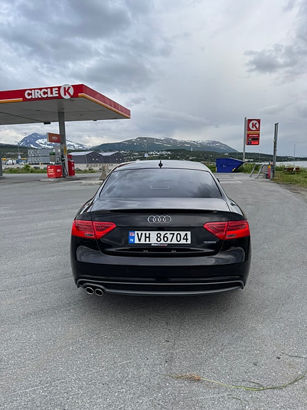 Audi A5 3 of 21