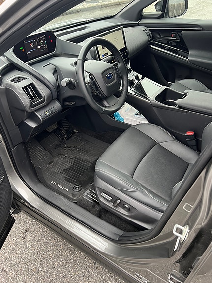 Subaru Solterra 13 of 17