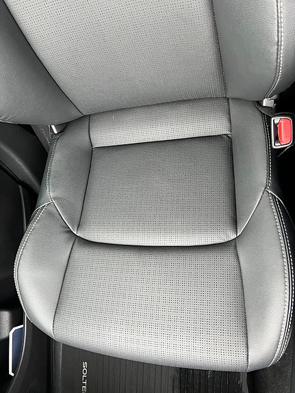 Subaru Solterra 12 of 17