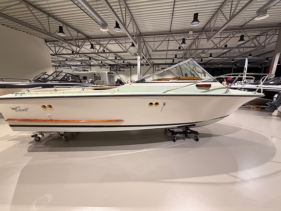 Velholdt og oppgradert Klassisk Coronet 21 DC med 2005 Volvo Penta 4,3! 27 of 30