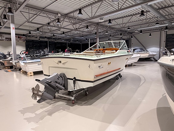 Velholdt og oppgradert Klassisk Coronet 21 DC med 2005 Volvo Penta 4,3! 7 of 30