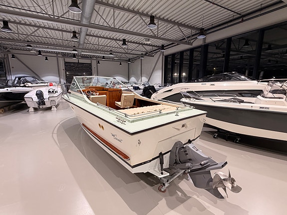 Velholdt og oppgradert Klassisk Coronet 21 DC med 2005 Volvo Penta 4,3! 29 of 30