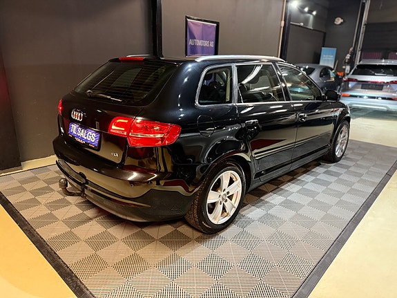 Audi A3 3 of 5