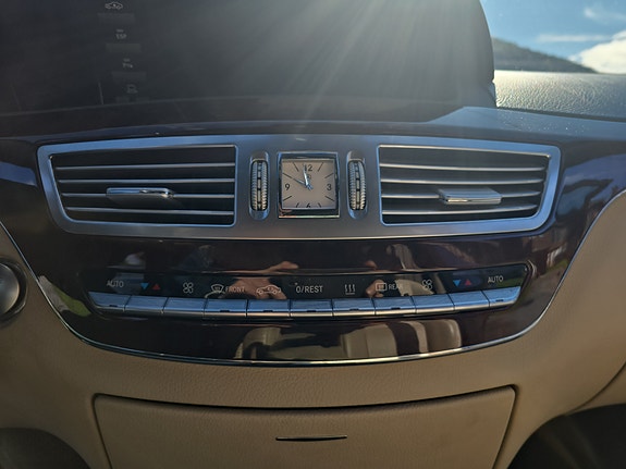 Mercedes-Benz S350 6 of 16