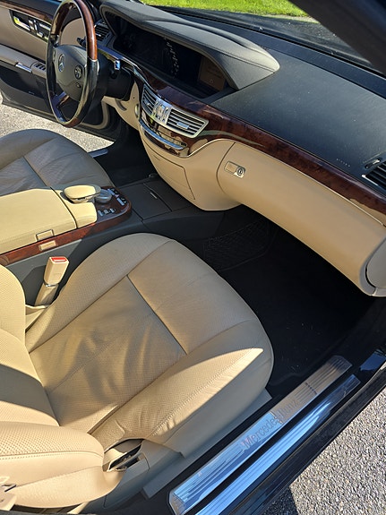 Mercedes-Benz S350 10 of 16