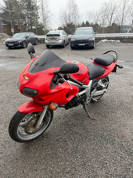 Suzuki SV 650 S 7 of 14