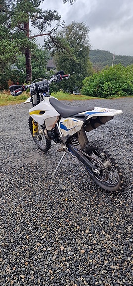 Husqvarna TE 300 5 of 22