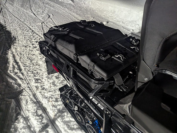 Polaris 650 Voyageur Nordic Pro 155 7 of 11