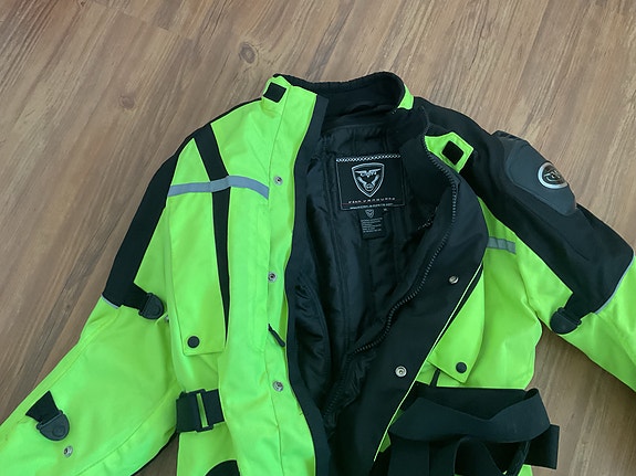 Product image 8 of 8