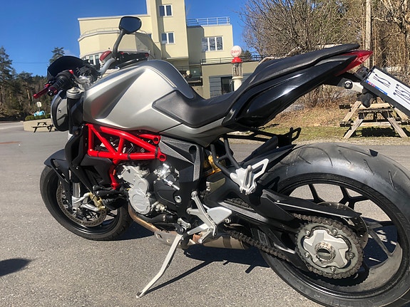MV Agusta Brutale 800 2 of 5