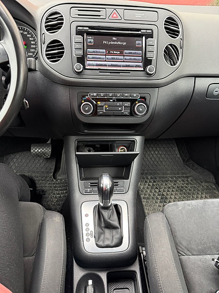Volkswagen Golf Plus 13 of 26