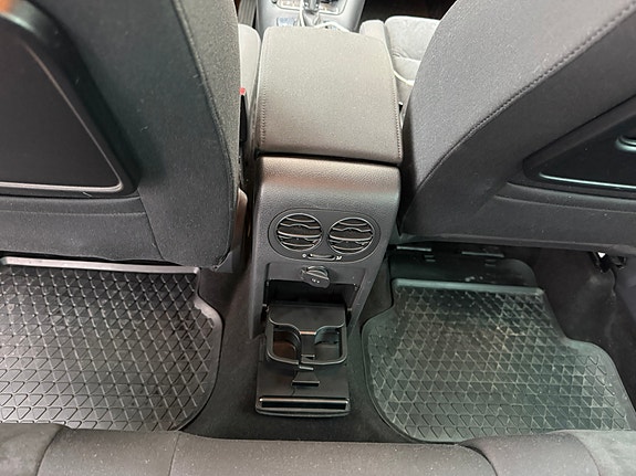 Volkswagen Golf Plus 12 of 26