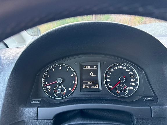 Volkswagen Golf Plus 9 of 26