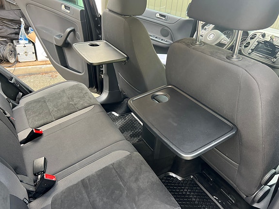 Volkswagen Golf Plus 17 of 26