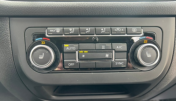 Volkswagen Golf Plus 22 of 26